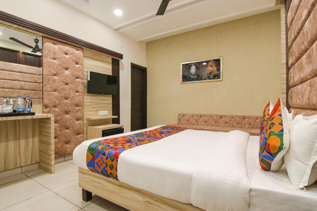 Fabhotel Spring Amritsar Buitenkant foto