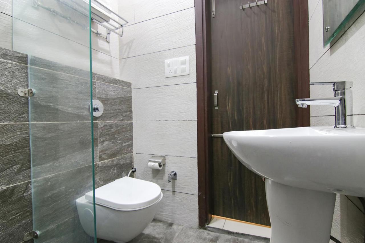 Fabhotel Spring Amritsar Buitenkant foto