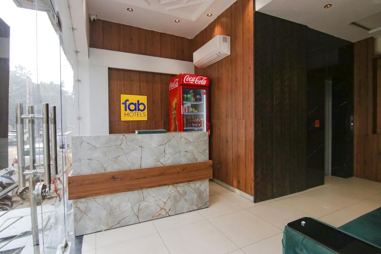 Fabhotel Spring Amritsar Buitenkant foto