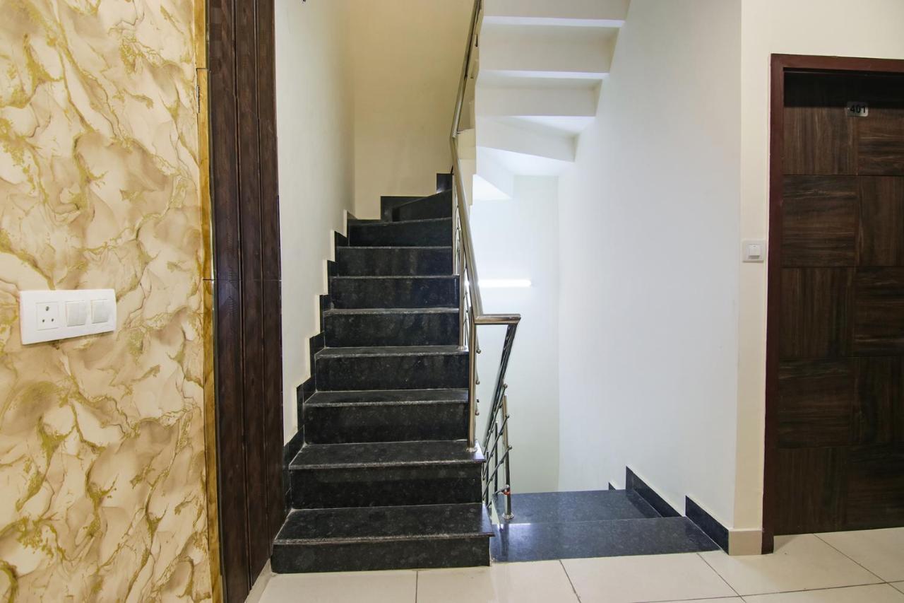 Fabhotel Spring Amritsar Buitenkant foto