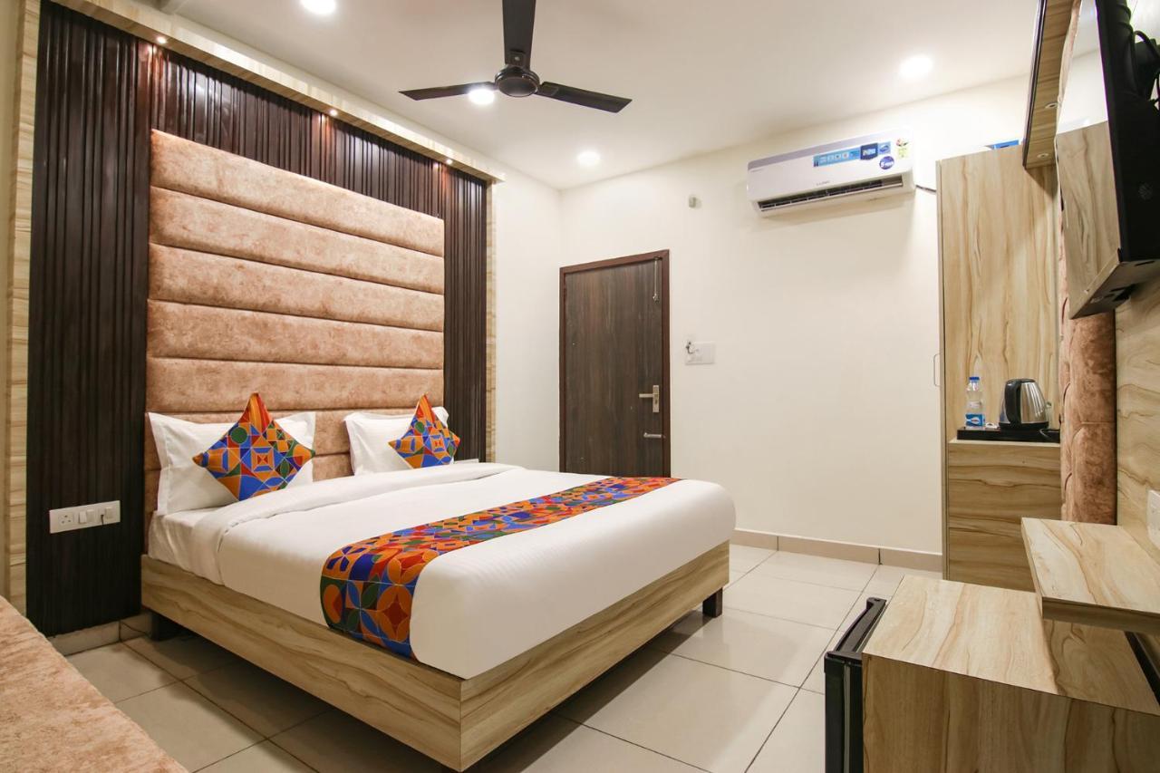 Fabhotel Spring Amritsar Buitenkant foto