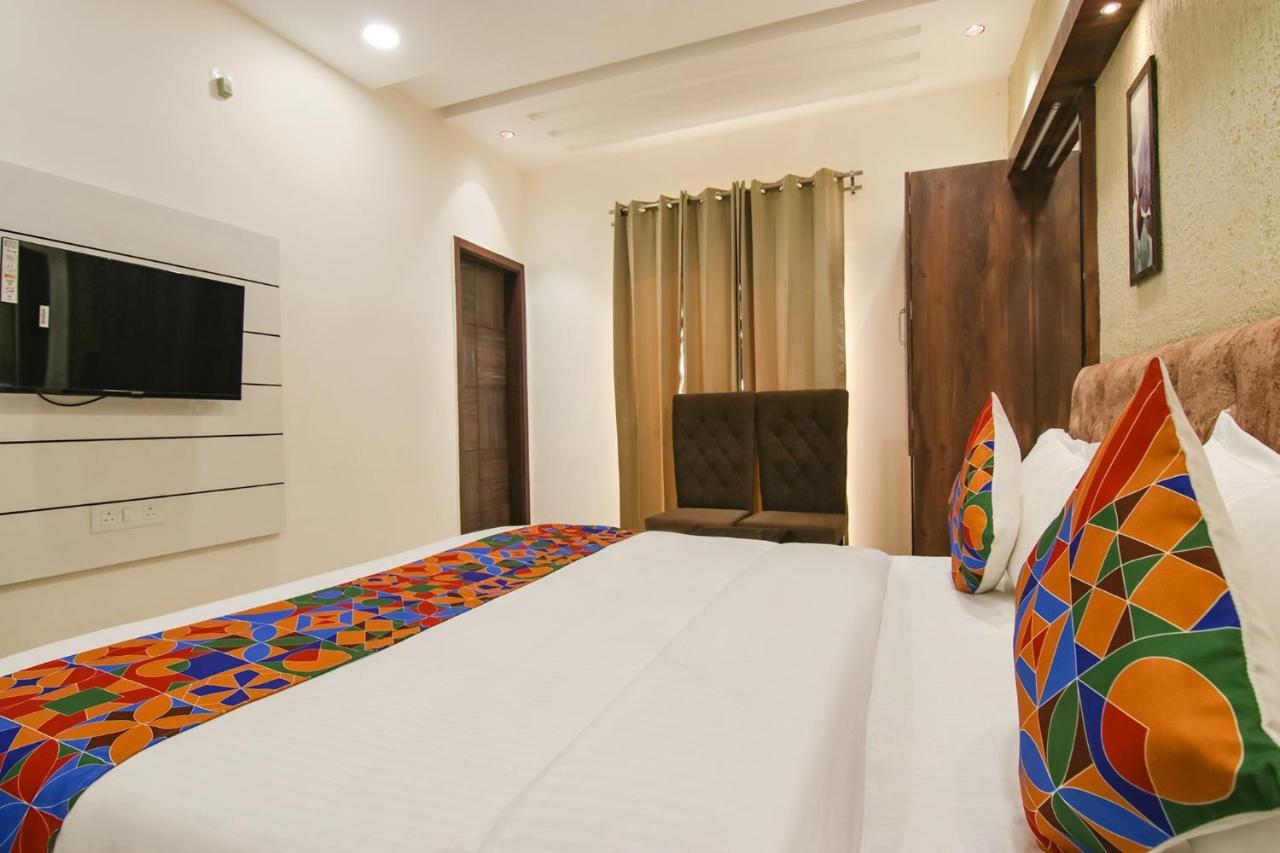 Fabhotel Spring Amritsar Buitenkant foto